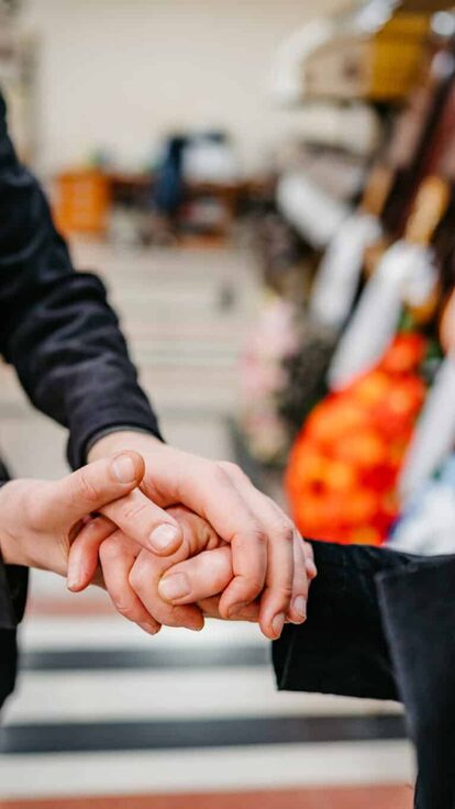 pompes funebres catois accompagner les familles dans le deuil